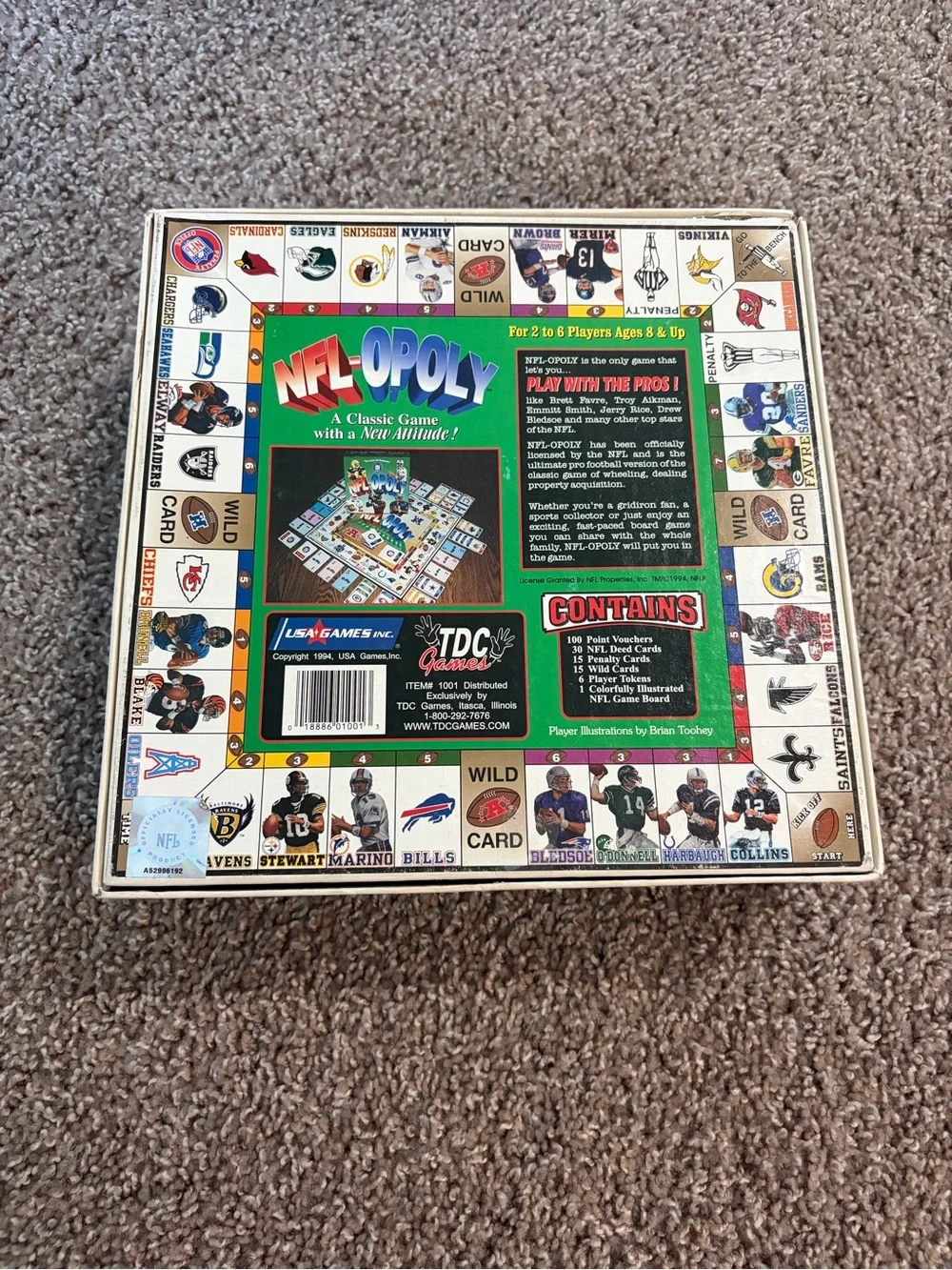Vintage Complete Vintage NFL-OPOLY The Game of Champion Football Quarterback Clu